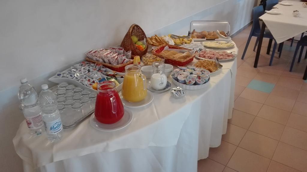 Hotel San Nazario วาราซเซ ภายนอก รูปภาพ