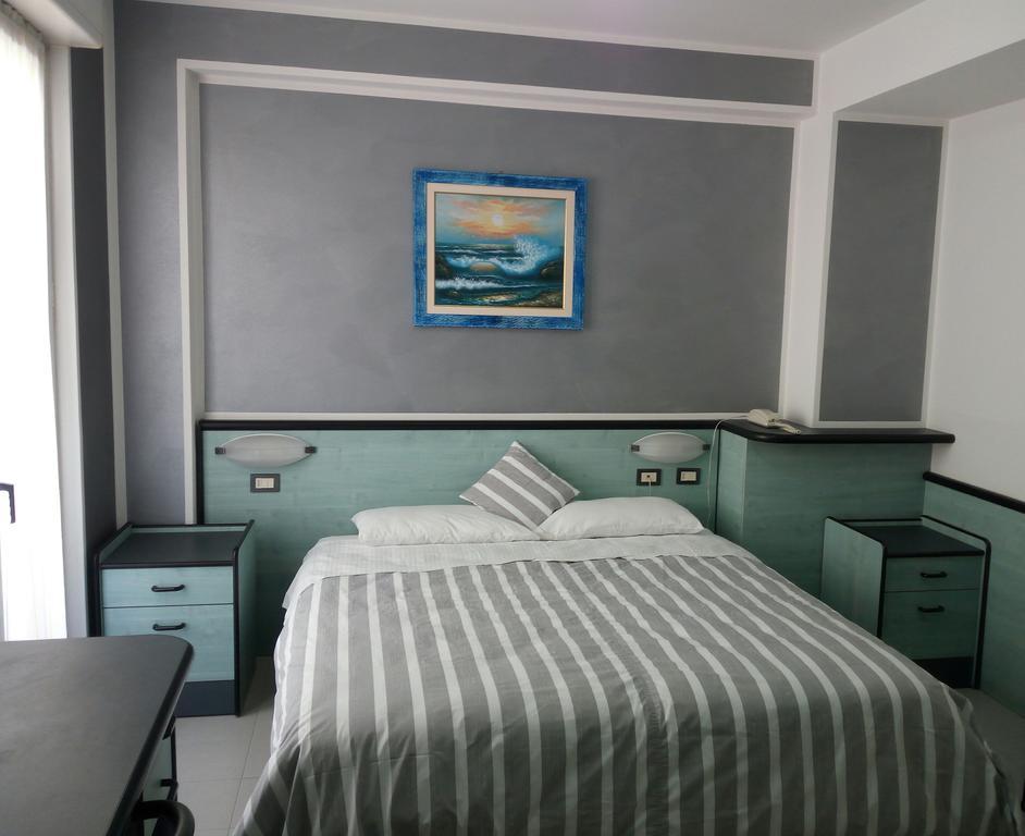 Hotel San Nazario วาราซเซ ภายนอก รูปภาพ