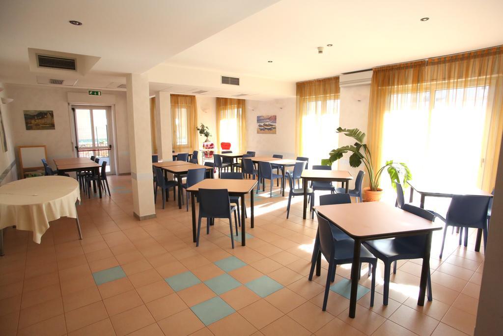 Hotel San Nazario วาราซเซ ภายนอก รูปภาพ