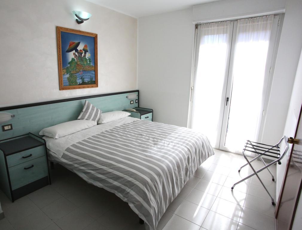 Hotel San Nazario วาราซเซ ภายนอก รูปภาพ